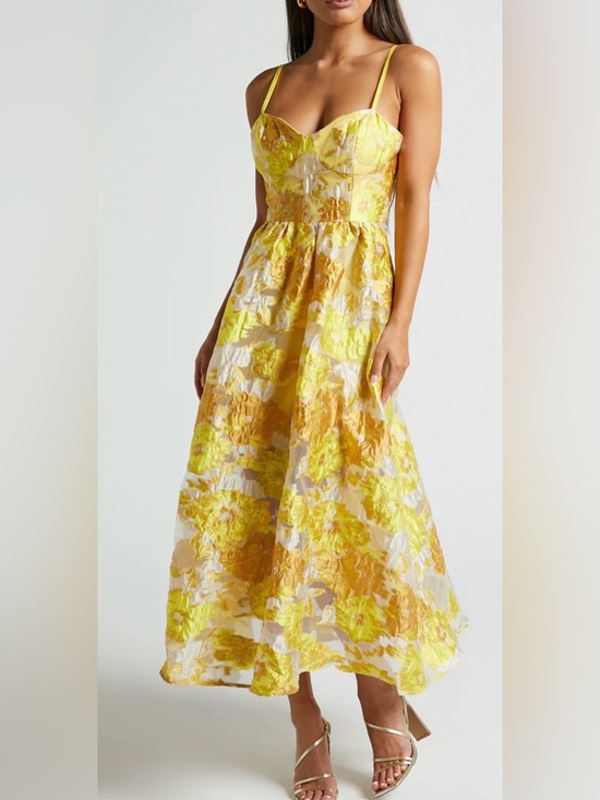 Showpo. Dresses & Skirts - BRAILEY MIDI DRESS
Aline Corset Detail Dress In Yellow